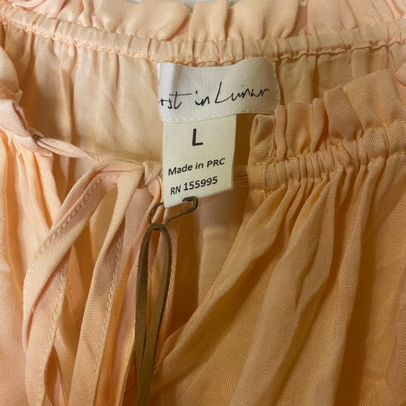 Lost in Lunar Brandnew with tag - Picture 5 of 6